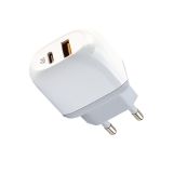 Блок питания (сетевой адаптер) LDNIO PD + QC 3.0 выходы 20W с кабелем USB-C Apple 8-pin A2316C (белый)