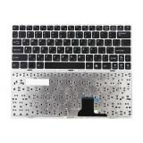 Клавиатура для ноутбука Asus Eee PC 1000 черная с белой рамкой
