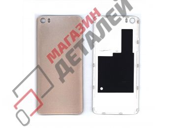 Задняя крышка аккумулятора для Xiaomi Mi 5 золотая
