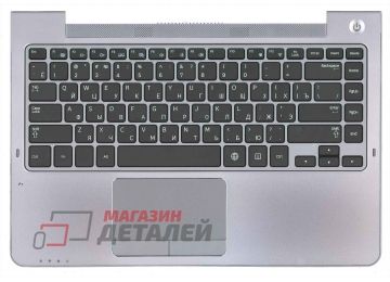 Клавиатура (топ-панель) для ноутбука Samsung 535U4C черная с серым топкейсом (с разбора)