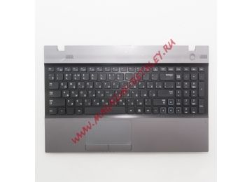 Клавиатура (топ-панель) для ноутбука Samsung NP300V5A, NP305V5A черная с черной рамкой и серебристым топкейсом