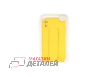 Чехол с металлической пластиной для iPhone XR желтый